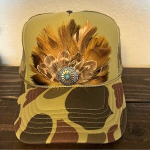 *not for sale* NWOT Camo Feather Trucker Hat